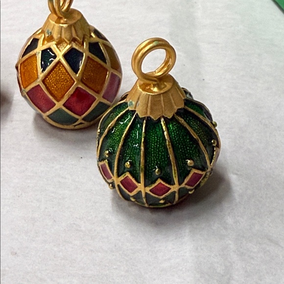 Bombay Company Christmas ornament-shaped place card holders - Picture 2 of 8